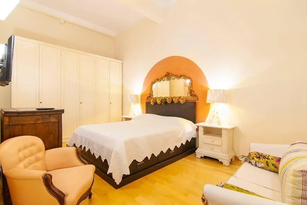 Piazza Delle Erbe Luxury House Apartment Verona